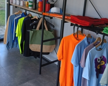 How to Order Custom Printed Clothing from Poland – EU Shipping Guide